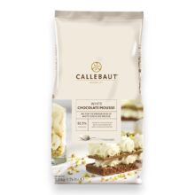 Callebaut White Chocolate Mousse mix bag with logo and a dessert image on the front; net weight 0.8 kg.